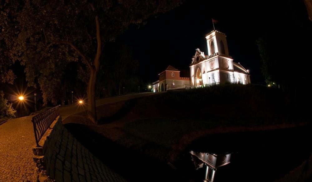 Zamek Gostynin Aparthotel Esterno foto