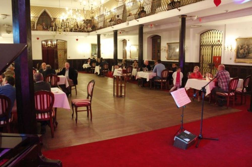 Zamek Gostynin Aparthotel Esterno foto